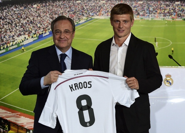 20.000 CDV Real Madrid chao don Kroos ra mat Bernabeu hinh anh