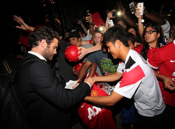 Dan sao M.U duoc chao don nong nhiet tai My hinh anh