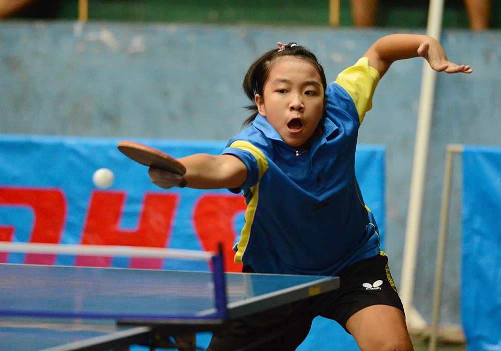 Khai mac giai bong ban cac tay vot xuat sac tre toan quoc hinh anh