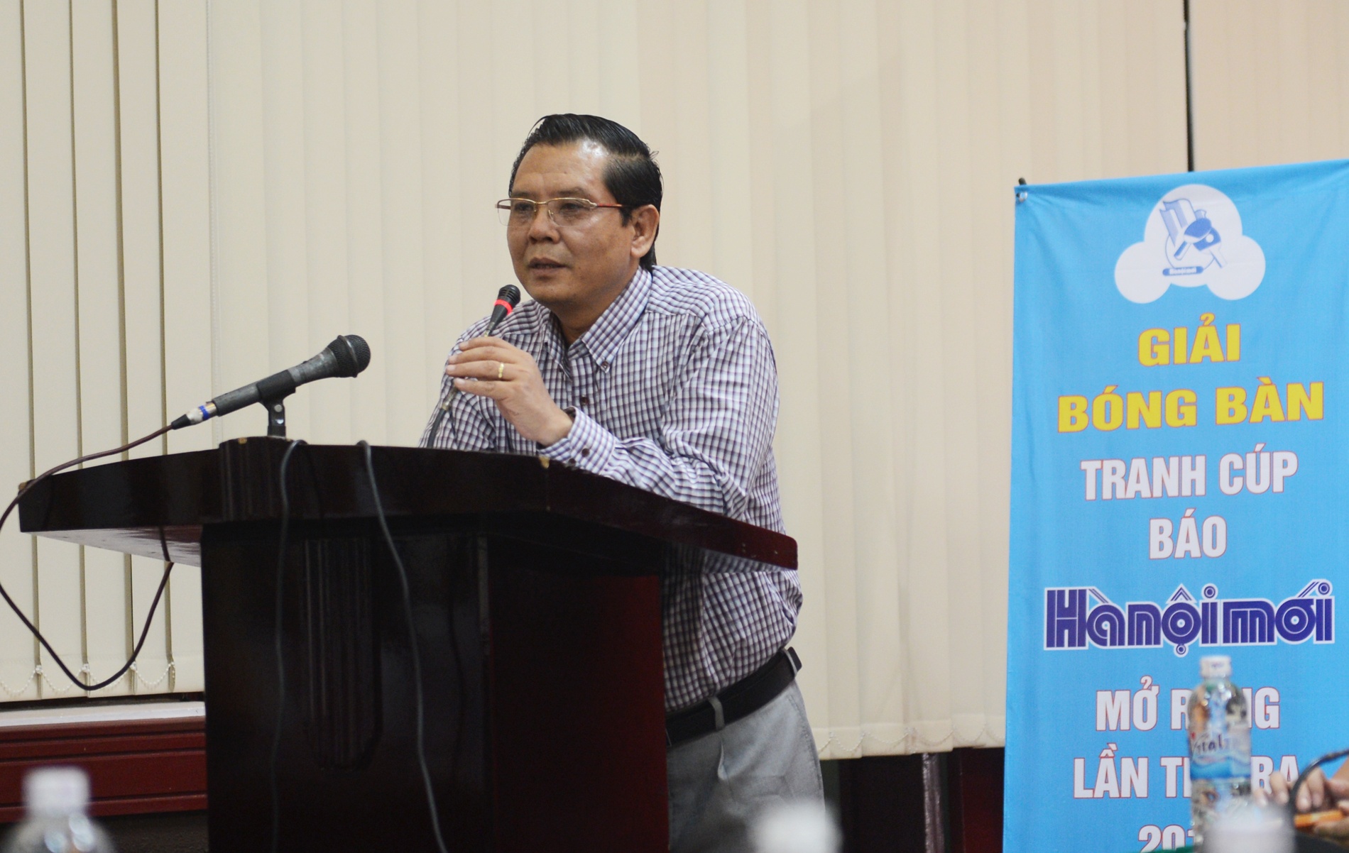 Ông Tô Quang Phán - TBT Báo HNM, Chủ tịch LĐBB TP Hà Nội phát biểu trong buổi họp báo.