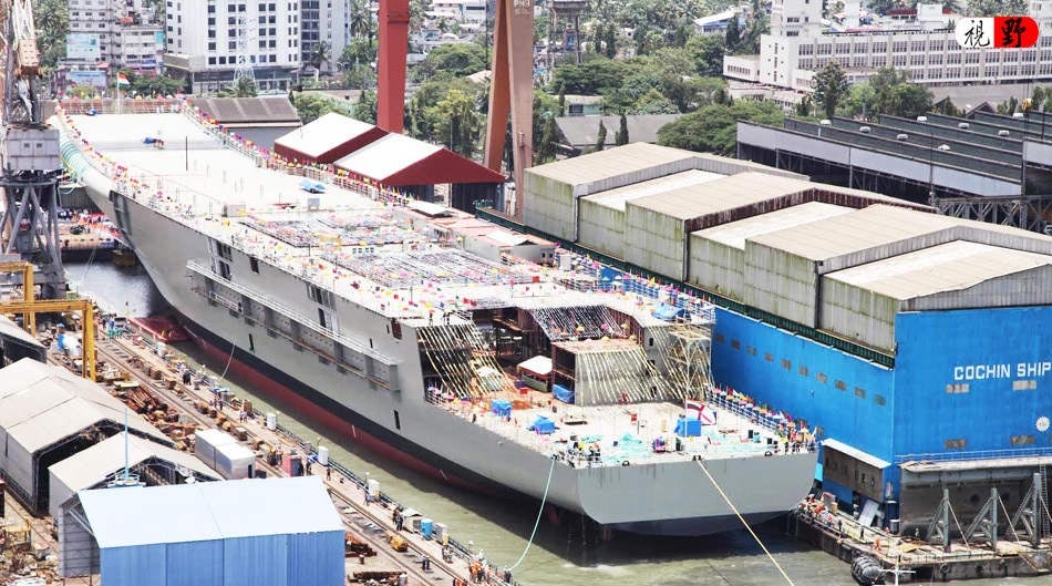 Trang mang Trung Quoc mia vu khi chu luc cua An Do hinh anh