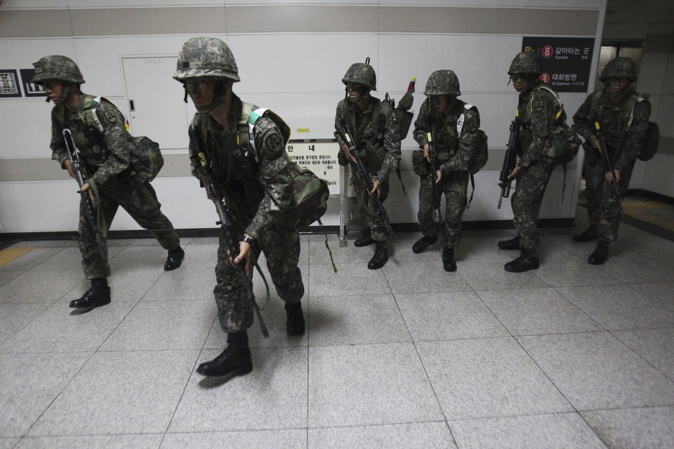 Trieu Tien diu giong khi chi trich tap tran My-Han hinh anh