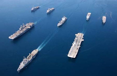 Suc manh Ham doi hai quan My dang san sang tan cong Syria hinh anh