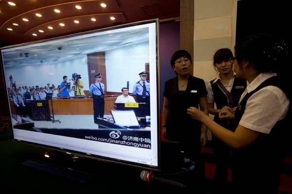 Tranh cai ve xu an o Trung Quoc sau vu Bac Hy Lai hinh anh