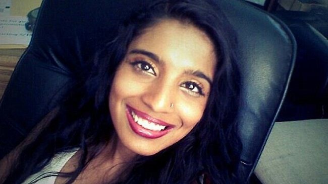 Thieu nu mat mang vi tro dua khien ban trai giat minh hinh anh