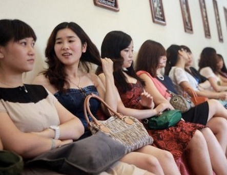 Nghe giang day tinh duc phat tai o Trung Quoc hinh anh