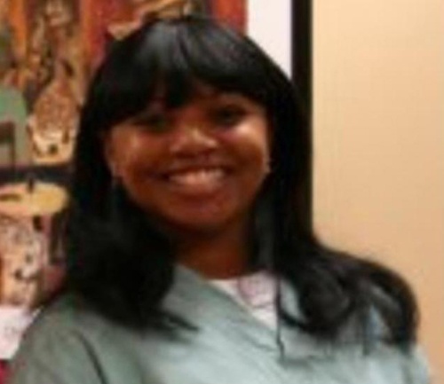 Chan dung nguoi phu nu chet trong vu ruot duoi tai My hinh anh