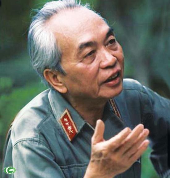 'Tuong Giap sanh ngang Alexander Dai de, hon Napoleon' hinh anh