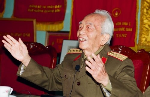 Tuong Giap giup chau A binh yen trong vai thap ky hinh anh