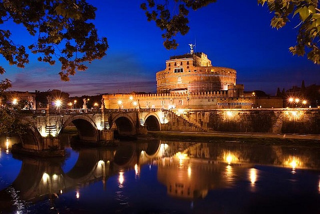 Noi an tang cac nhan vat noi tieng the gioi hinh anh