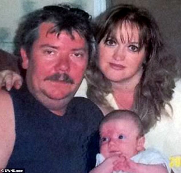 Chong chet vi nem kem dua cua vo hinh anh