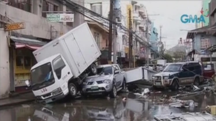 Tham canh tai thanh pho hung sieu bao Haiyan hinh anh