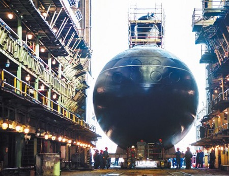 Tau ngam Kilo Ha Noi len duong ve Cam Ranh hinh anh