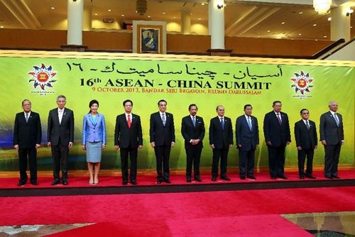 Chuyen gia TQ khuyen Bac Kinh phai coi trong Viet Nam hinh anh