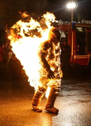 Vo dot chong de lap ky luc the gioi hinh anh