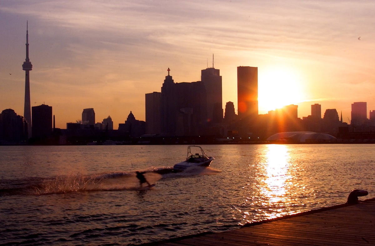 10 thanh pho dang song nhat cua gioi tre hinh anh