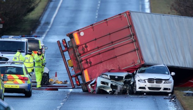 Bac Au toi ta vi bao manh nhat trong nhieu nam hinh anh