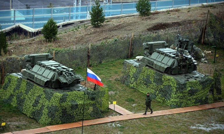 Nga dua to hop phong khong toi tan bao ve the van hoi hinh anh