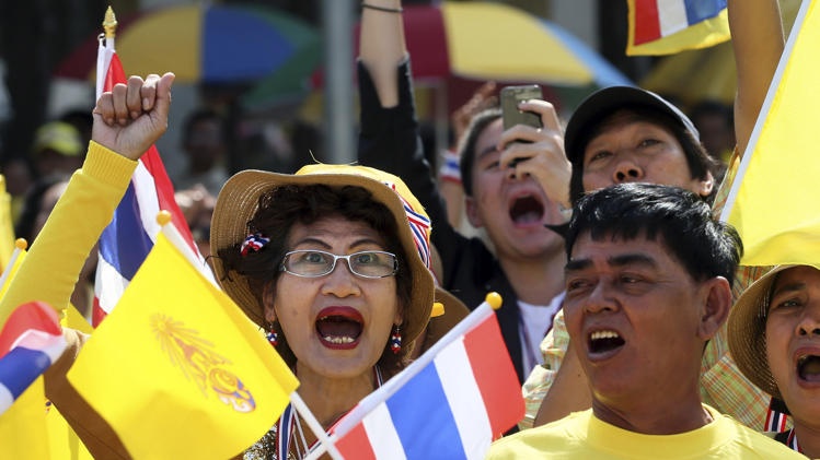 Quan doi Thai khong giup phe bieu tinh lat chinh phu hinh anh