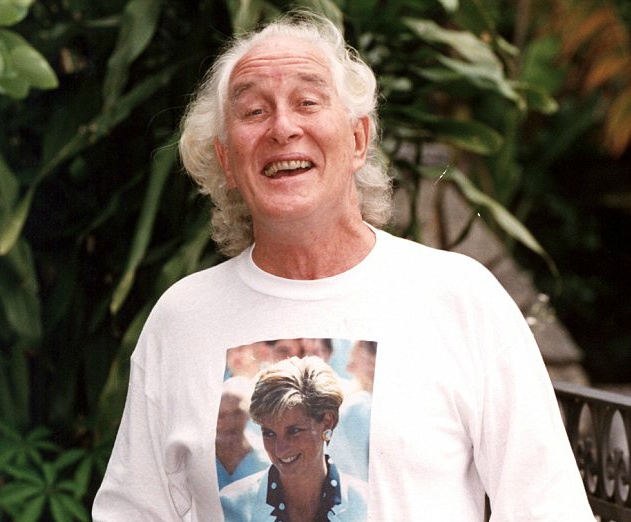 Tuong cuop khet tieng nhat nuoc Anh lia doi hinh anh