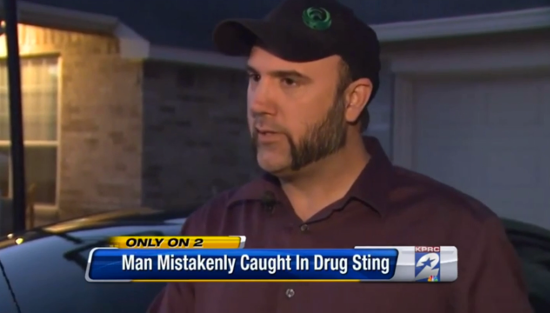 Bi canh sat bat vi bo thi cho nguoi ngheo hinh anh