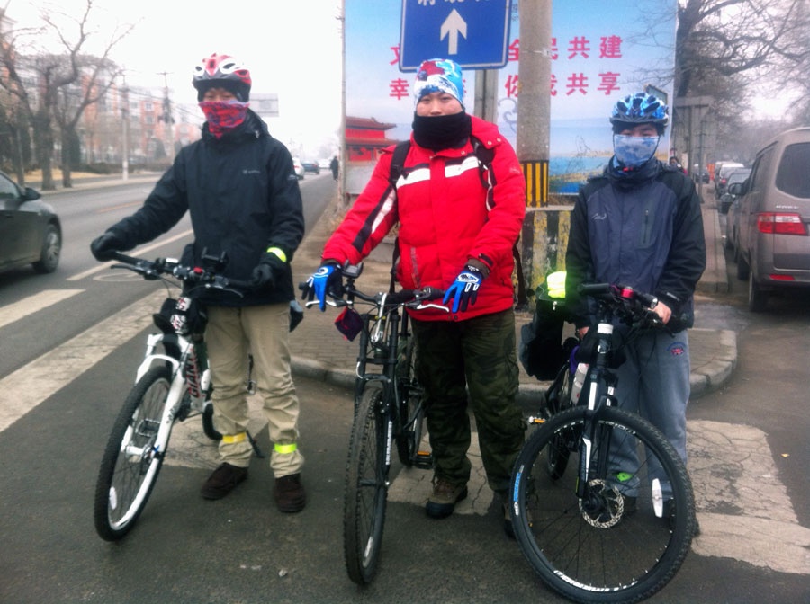 Dap xe 500 km ve que an Tet hinh anh