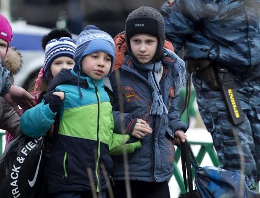 Hoc sinh xuat sac ban chet giao vien, canh sat tai Nga hinh anh