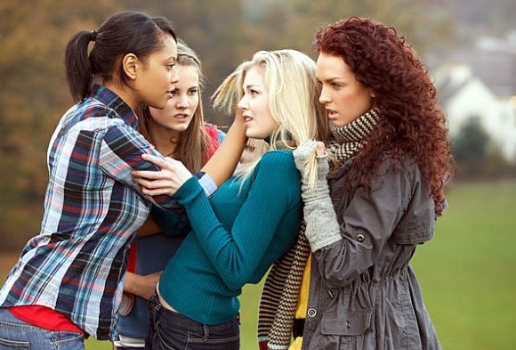 Bao hiem bat nat sap ra doi tai Han Quoc hinh anh