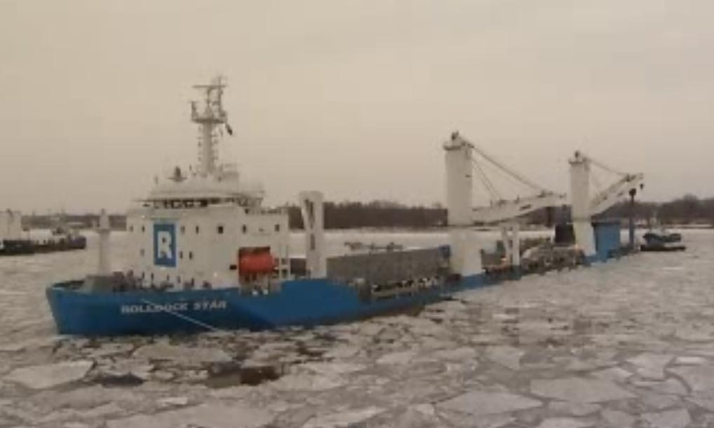 Video tau ngam TP.Ho Chi Minh len tau van chuyen ve Viet Nam hinh anh