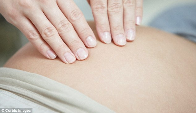 Bao thai da nam trong bung ba lao suot 44 nam hinh anh