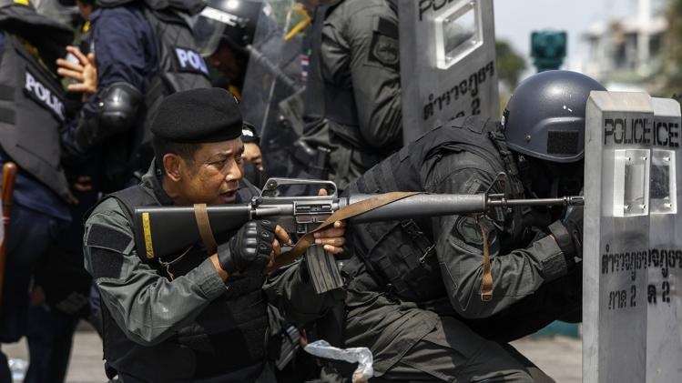 Them 3 nguoi chet trong bieu tinh tai Bangkok hinh anh