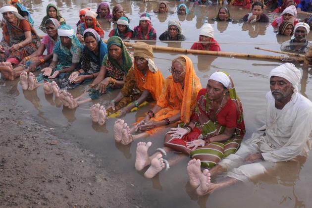 Nhung hinh thuc phan doi dang so nhat the gioi (ky 1) hinh anh