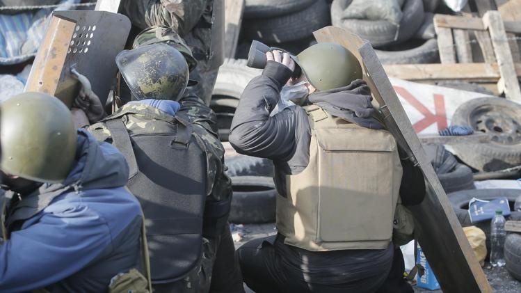 Nghi an lien minh cam quyen Ukraina thue xa thu ban nguoi hinh anh