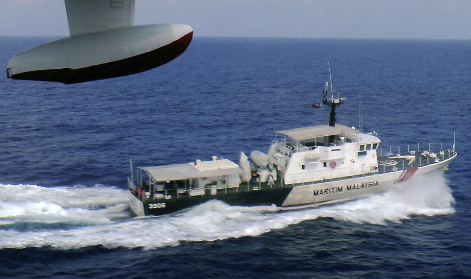 Phat hien dau hieu may bay Malaysia quay lai hinh anh