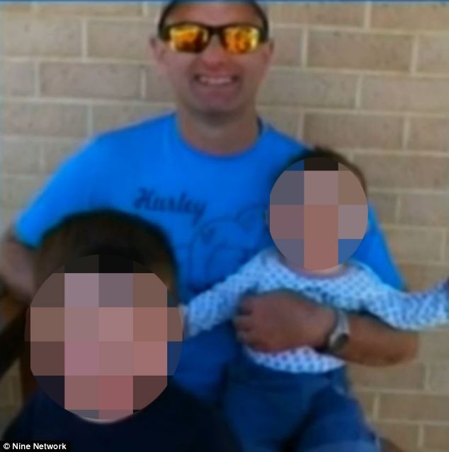 Cha de lai ky vat cho con truoc khi len chuyen bay MH370 hinh anh