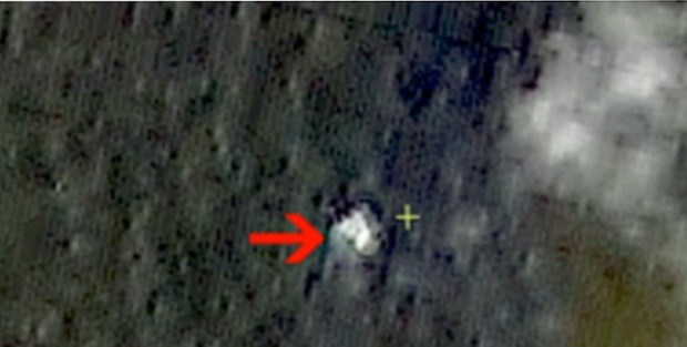 Malaysia dieu tau toi vung bien ve tinh TQ thay vat kha nghi hinh anh