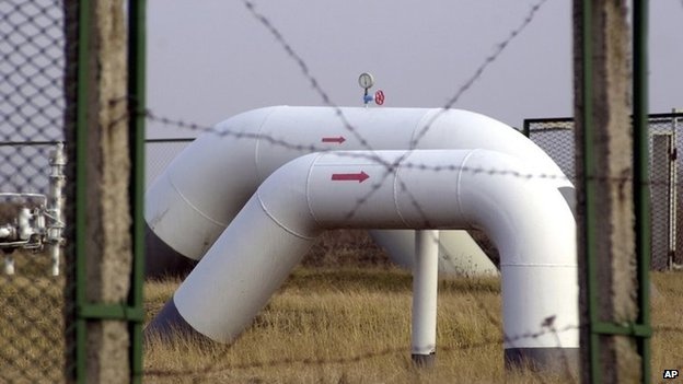 Nga tang manh gia ban khi dot cho Ukraina hinh anh