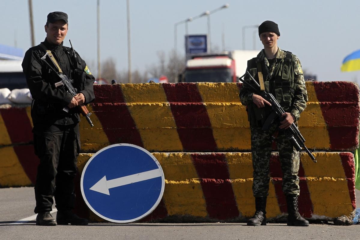 NATO lo Nga co the chiem lanh tho Ukraina trong vai ngay hinh anh