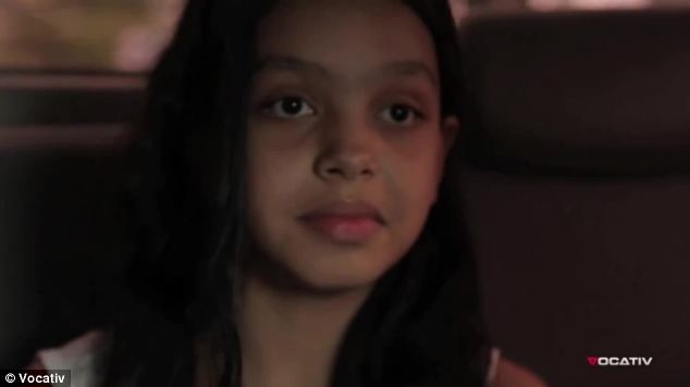 “Nhiều lần, tôi chỉ cần chạm tay vào người bệnh và cầu nguyện, họ sẽ khỏi bệnh”, Alani cho biết.