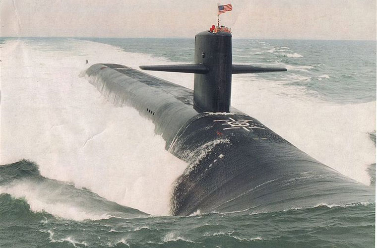 Theo số liệu chính thức, SSBN(X) có chiều dài 170,7 m. Nhờ độ dài đó, trên tàu sẽ có thể bố trí các khoang chứa hầm phóng tên lửa và lò phản ứng. Ngoài ra, trên tàu dự định ứng dụng các công nghệ giảm độ ồn và nâng cao hiệu quả động cơ.