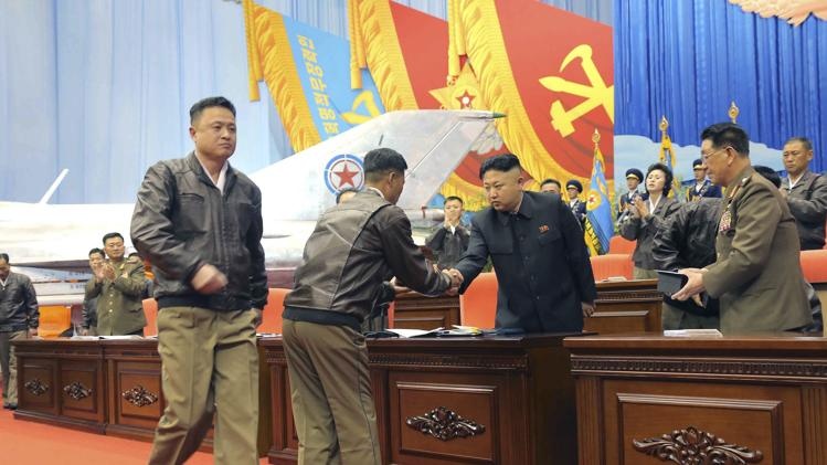 Trieu Tien ruc rich thu hat nhan khi Obama sap tham Han hinh anh