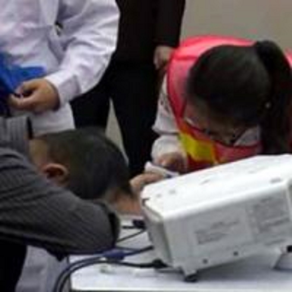 Than nhan hanh khach MH370 duoc nghe doan thoai cuoi cung hinh anh