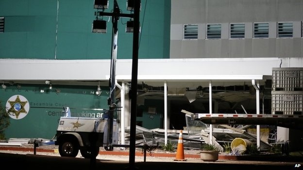 No trong nha tu tai My, hai nguoi chet hinh anh