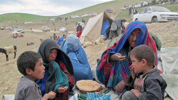 Noi dau cua nhung nguoi song sot sau lo dat o Afghanistan hinh anh