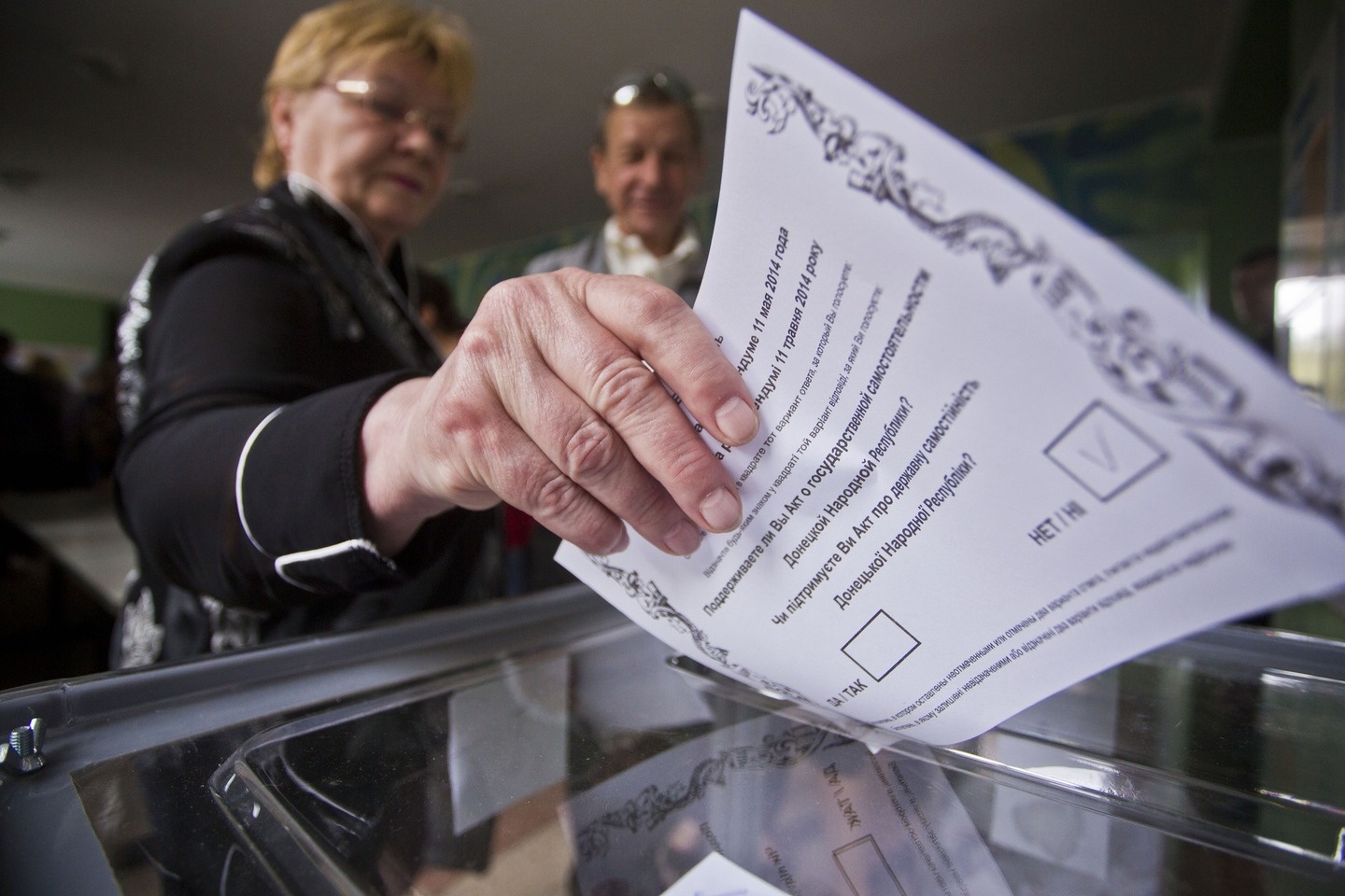 Nga keu goi chinh phu Ukraina doi thoai sau cuoc trung cau hinh anh