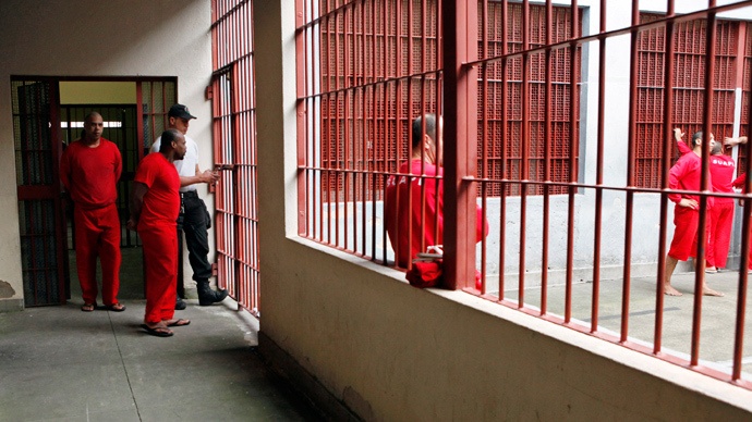 Tu nhan Brazil noi loan, bat hon 120 con tin hinh anh