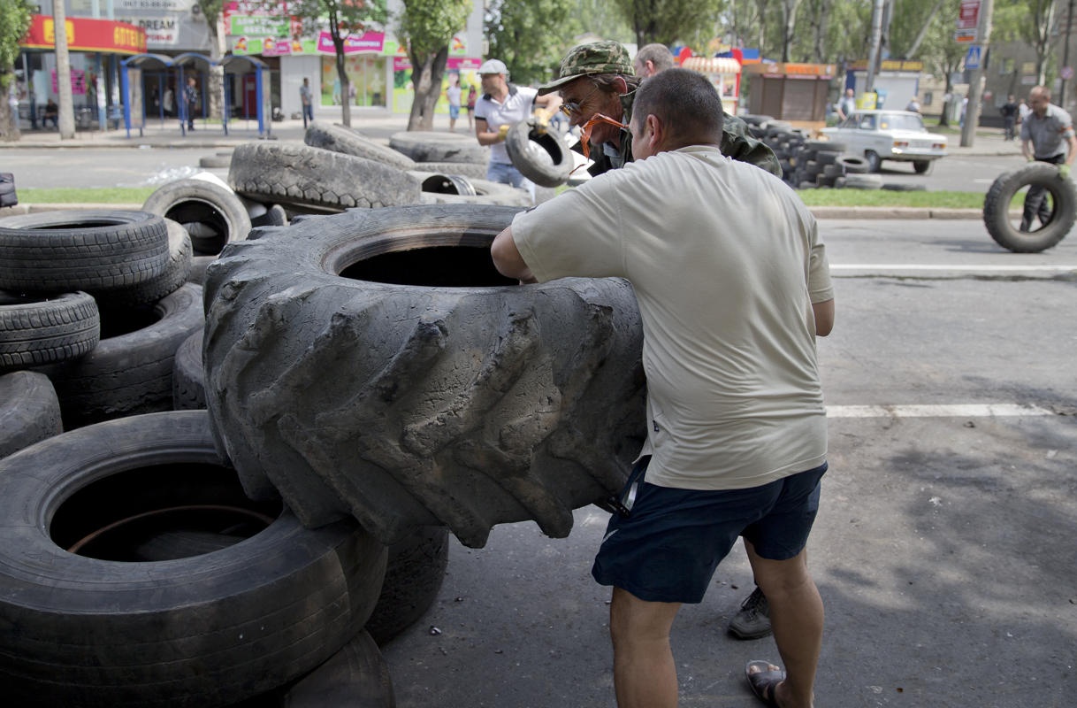 Tong thong Ukraina san sang dam phan voi luc luong ly khai hinh anh