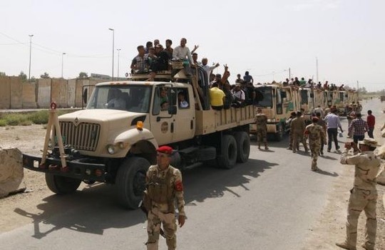 Trong một diễn biến mới nhất, hôm 13/6, Giáo sĩ Hồi giáo dòng Shiite hàng đầu tại Iraq, ông Grand Ayatollah Ali al-Sistani, kêu gọi các chiến binh đứng lên cầm vũ khí chống lại quân nổi dậy dòng Sunni do ISIL cầm đầu. Một báo cáo tiết lộ, hàng ngàn người đã xin gia nhập lực lượng dân quân dòng Shiite để chống lại các phần tử khủng bố, bảo vệ đất nước và thánh đường linh thiêng. 