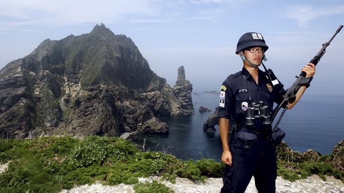 Han Quoc tap tran ban dan that gan dao tranh chap voi Nhat hinh anh