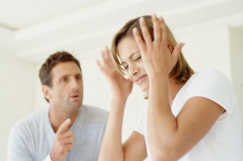 Hon nhan khong hanh phuc lam tang nguy co dot tu hinh anh